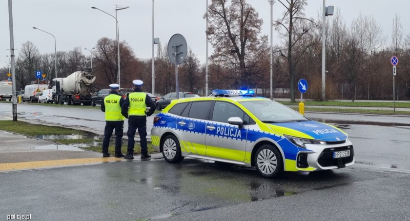 Policja o bezpiecznych feriach