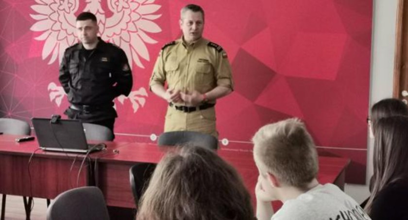 Opowiadali młodym, jak wygląda praca w straży pożarnej