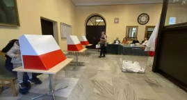Czy powtórzymy frekwencyjny wynik z 2020 roku? Prawie połowa mieszkańców powiatu już zagłosowała