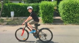 Kaski na rower i hulajnogę obowiązkowe dla dzieci. Nowe przepisy od 3 czerwca 2026 r.