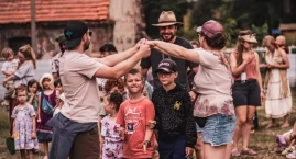 Slot otworzył portal. Nie tylko do sztuki, ale też d&hellip;