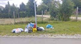 Kto porzucił śmieci przy ogródkach działkowych w Woł&hellip;