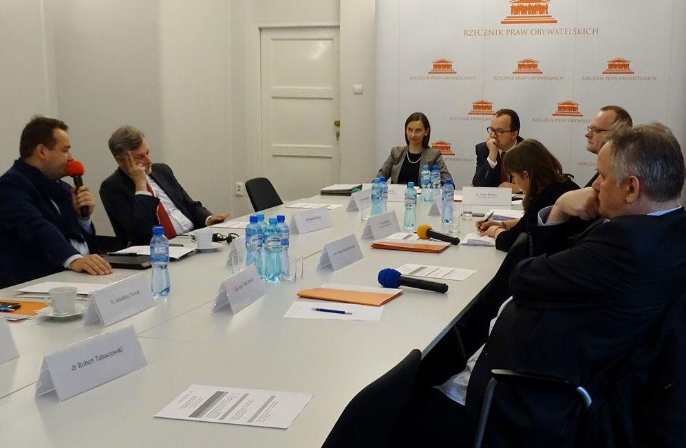 Sieć szpitali i czas pracy lekarzy tematem spotkania ekspertów przy RPO