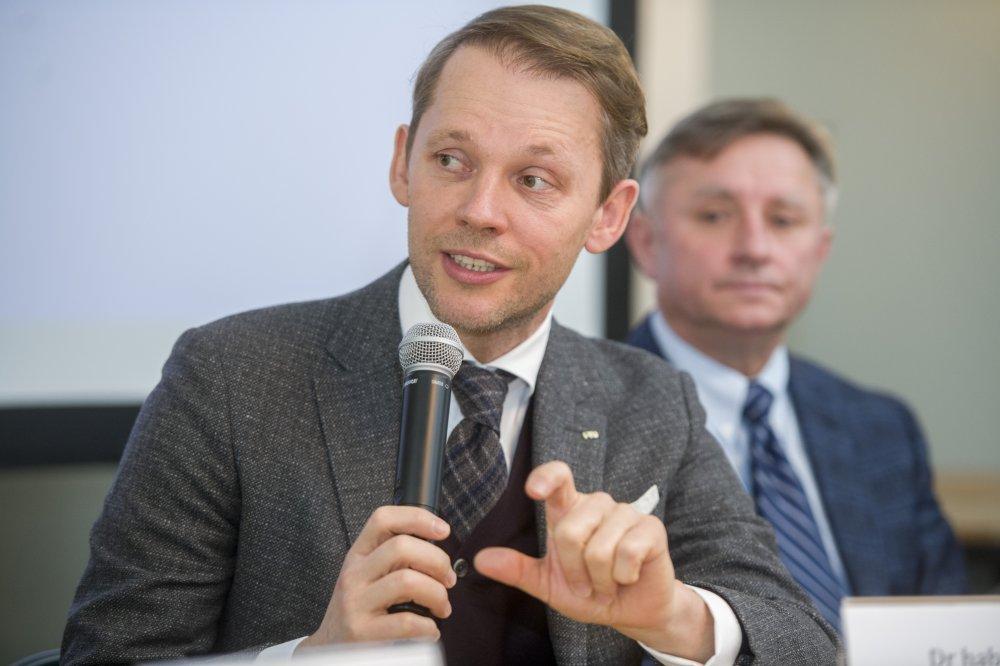 J. Dobruch o niedofinansowaniu procedur w raku nerki