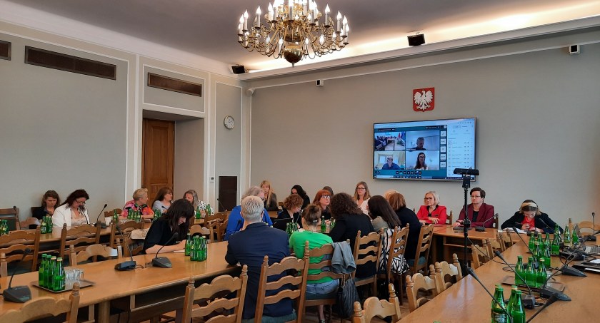 Kobiety mówią lekarzom: dość waszej bezczynności!