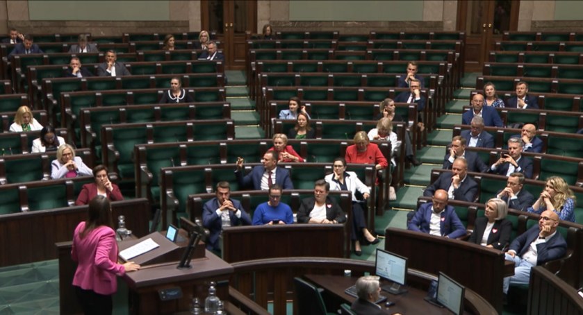 Sejm zajął się obywatelskim projektem o refundacji in vitro