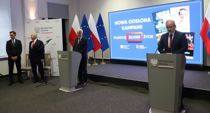 A. Niedzielski o onkologii: leczenie to nie wszystko. Rozszerzamy działania Krajowej Sieci Onkologicznej