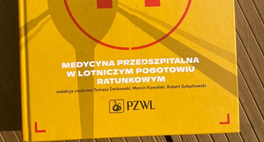 Recenzja podręcznika „Medycyna przedszpitalna w lotniczym pogotowiu ratunkowym”