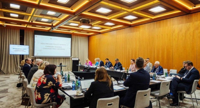 Lekarze oczekują badań przesiewowych i poprawy dostępu do leczenia chorób rzadkich