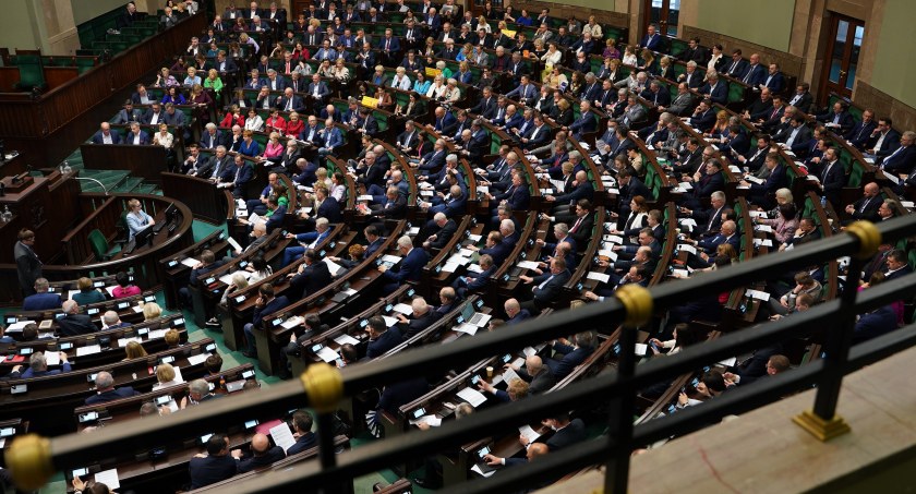 Apteka dla aptekarza. Sejm za zmianą uderzającą w sieci aptek