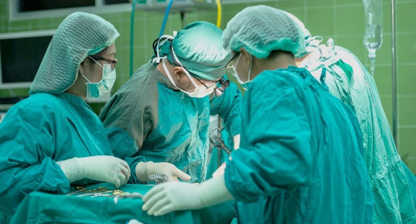 W sierpniu do szpitali wejdą 3 nowe świadczenia gwarantowane