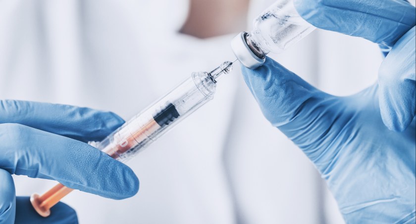Farmaceuci chcą szczepić. Czekają na przepisy