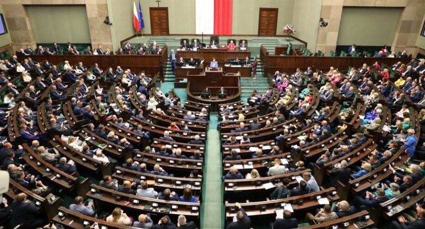 Ostatnie głosowania w Sejmie nad kluczowymi ustawami zdrowotnymi