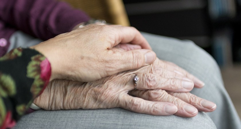 Prosty test daje szansę na wykrycie Alzheimera 20 lat wcześniej
