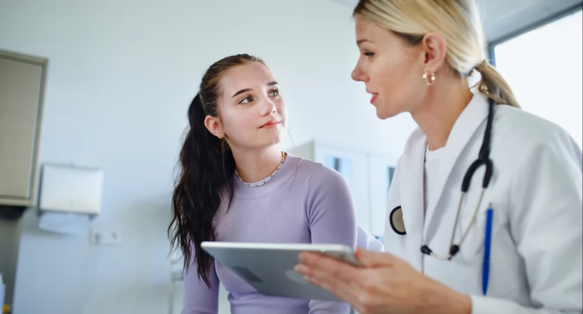 Eksperci: celem jest zaszczepienie przeciwko HPV 90 proc. 12- i 13-latek