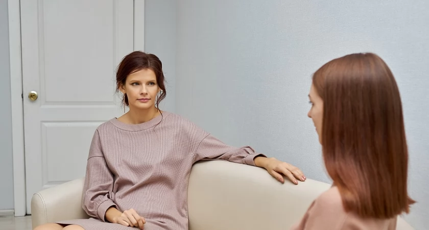 Kiedy do psychologa, kiedy do psychiatry? Specjalistka wyjaśnia
