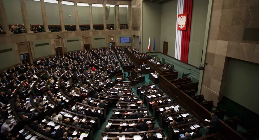 Projekt finansowania in vitro skierowany do prac w komisji zdrowia (aktualizacja)