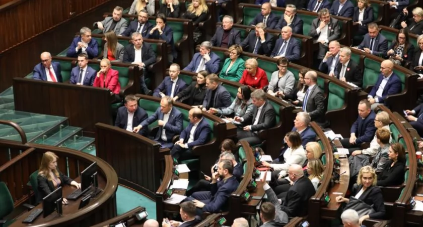 Donald Tusk premierem. Sejm wybrał nowego szefa rządu