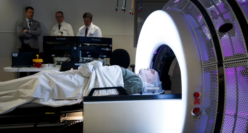 Nowoczesne operacje nowotworów głowy i szyi. Olsztyn i Gdańsk z najnowszą technologią