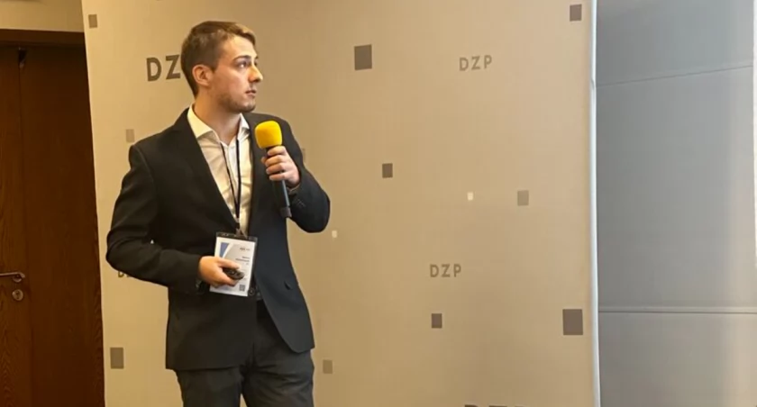 Prawnicy komentują sytuację związaną z prawidłowością formalną startu Marka Tomkowa na szefa Naczelnej Rady Aptekarskiej