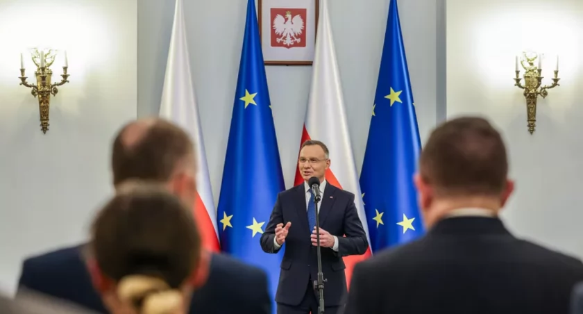 11 nowych profesorów nauk medycznych i nauk o zdrowiu. Prezydent wręczył nominacje