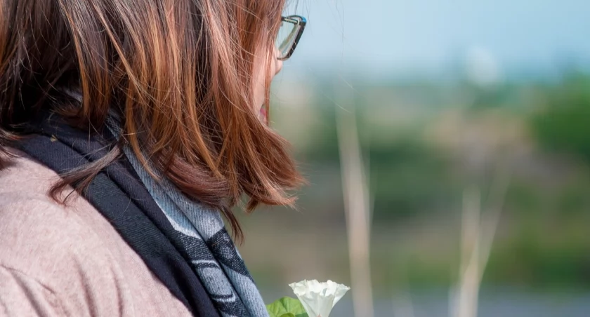 Autoagresja u dziecka. Psycholog: Mówmy o wsparciu i pomocy, nie krytykujmy