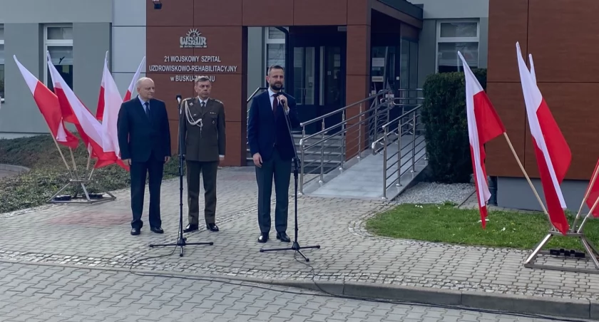 Kosiniak-Kamysz: będziemy inwestować w wojskową służbę zdrowia.