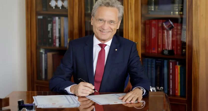 Zbigniew Gaciong, rektor Warszawskiego Uniwersytetu Medycznego: Agnieszka Cudnoch - Jędrzejewska rozpowszechnia dezinformację
