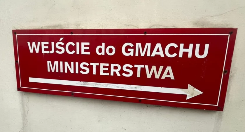 Wakaty na stanowiskach 2 konsultantów krajowych uzupełnione