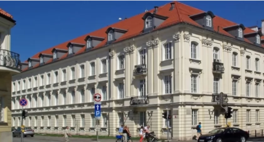 Do trzech razy sztuka? Kolejny nabór na Głównego Inspektora Farmaceutycznego