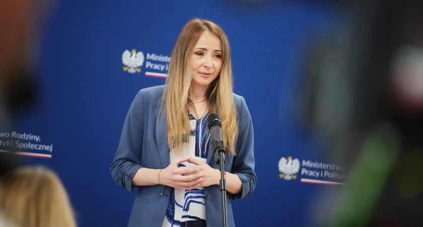 Agnieszka Dziemianowicz-Bąk: L4 płatne nawet w 100 proc.