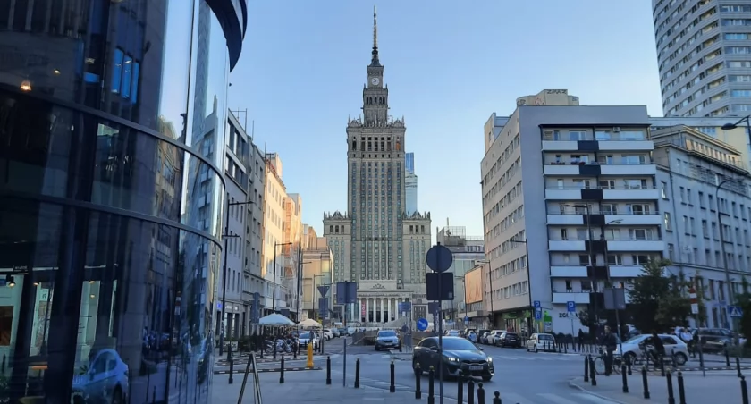 Strefa Czystego Transportu od dziś w Warszawie. Czy poprawi zdrowie warszawiaków?