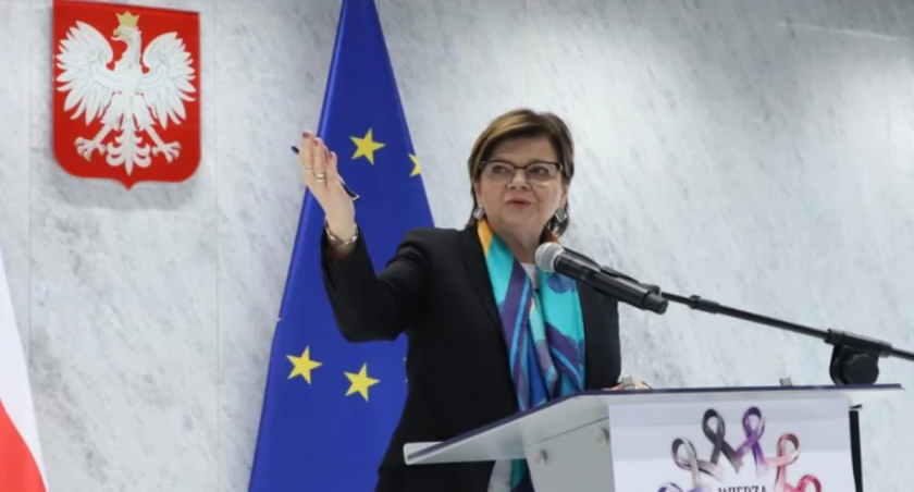 MZ: przepisy zakazujące sprzedaży opioidów przez receptomaty gotowe do końca miesiąca