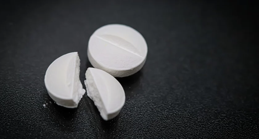 Prawie 85 proc. Polaków uważa fentanyl za szkodliwy