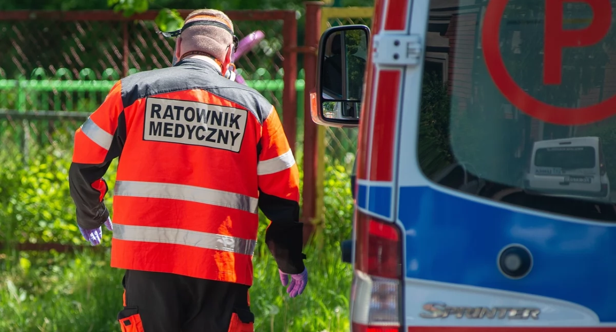 Niejasne przepisy ws. przyjmowania ratowników medycznych do pracy. Ustawa stworzyła wątpliwości, RPO reaguje