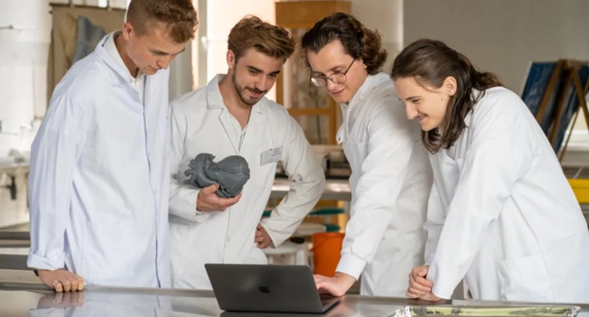 Przyszli medycy z Wrocławia chcą opracować niezwykłe narzędzie do nauki anatomii