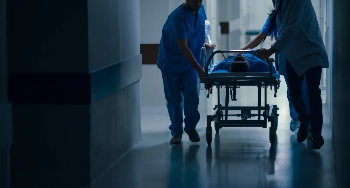 Po 1,5 roku w śpiączce kolejny pacjent opuszcza klinikę 