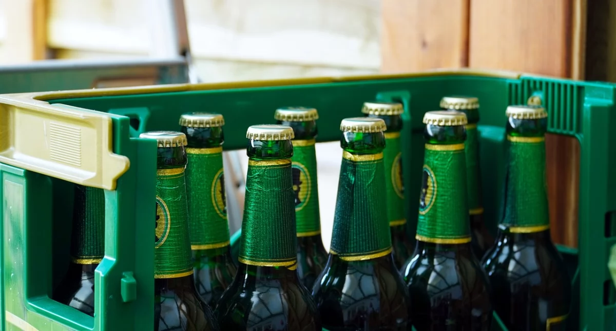 Posłanka Joanna Wicha: „Stop sprzedaży małpek i alkoholu na stacjach”