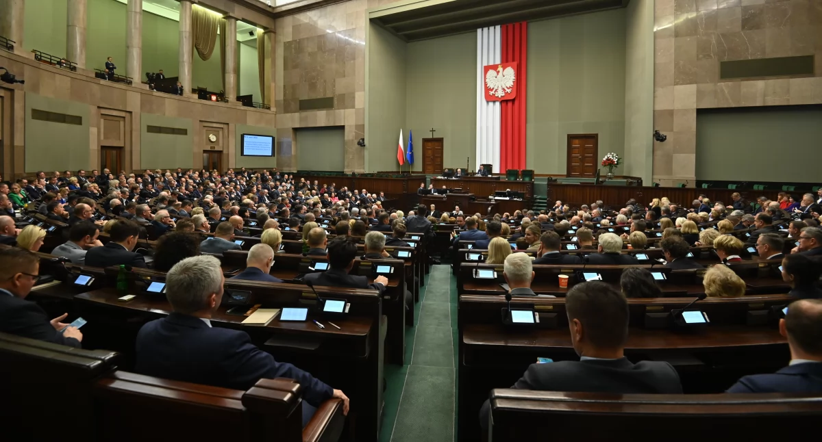 Prawie 222 mld złotych na ochronę zdrowia w 2025 roku. Pierwsze czytanie ustawy budżetowej w Sejmie