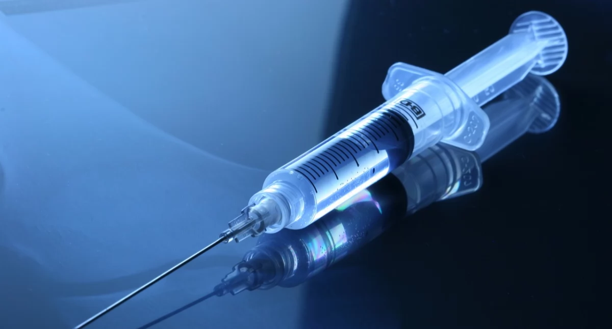 Trzy tysiące szczepionek przeciwko HPV w łódzkich szkołach