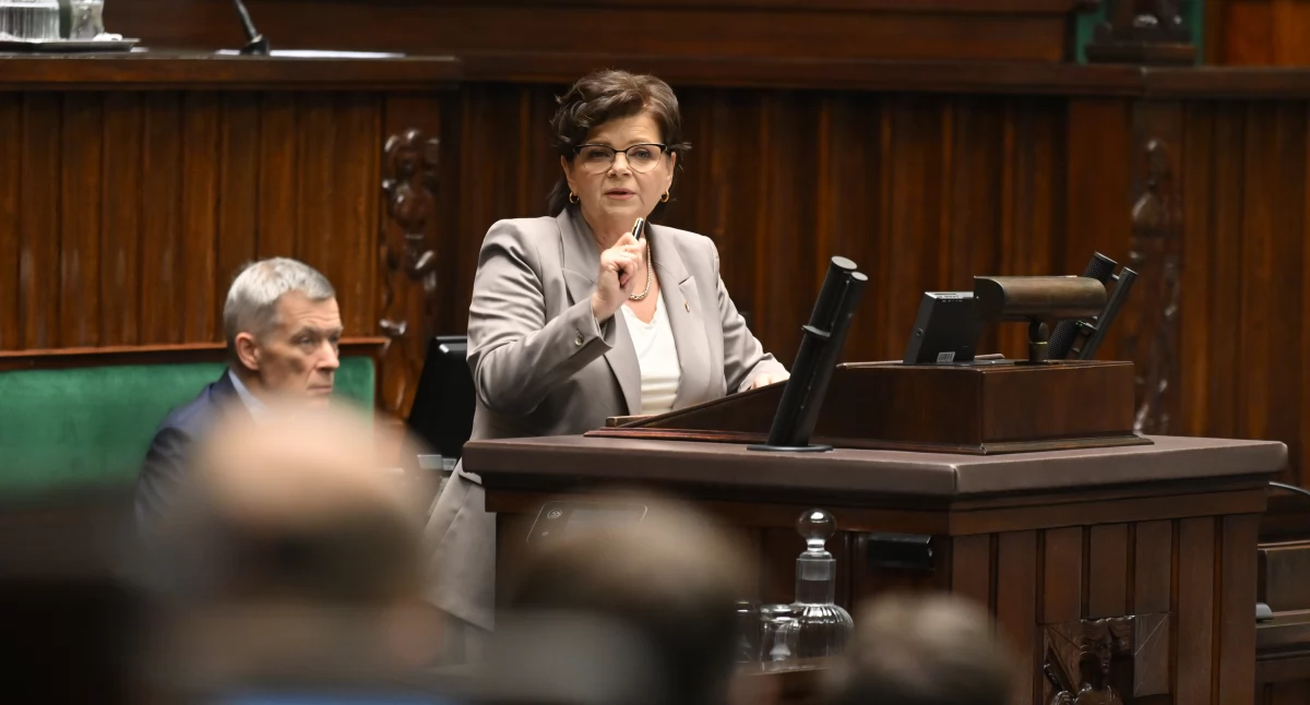 Izabela Leszczyna pozostaje na stanowisku. Sejm odrzucił wniosek o wyrażenie wotum nieufności wobec Ministry
