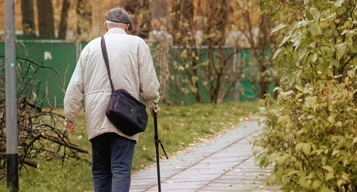 Co piąty senior przechodzący ciężką grypę traci samodzielność