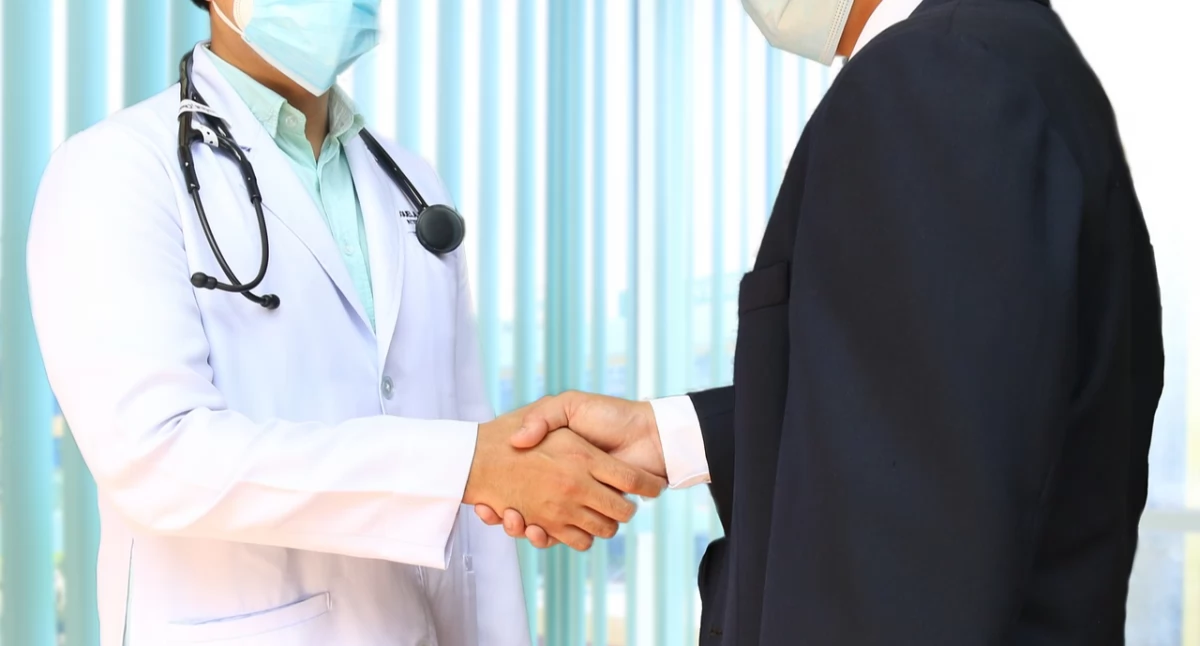 Dr Artur de Rosier: „Lekarze mogą się reklamować, ale pod pewnymi warunkami”