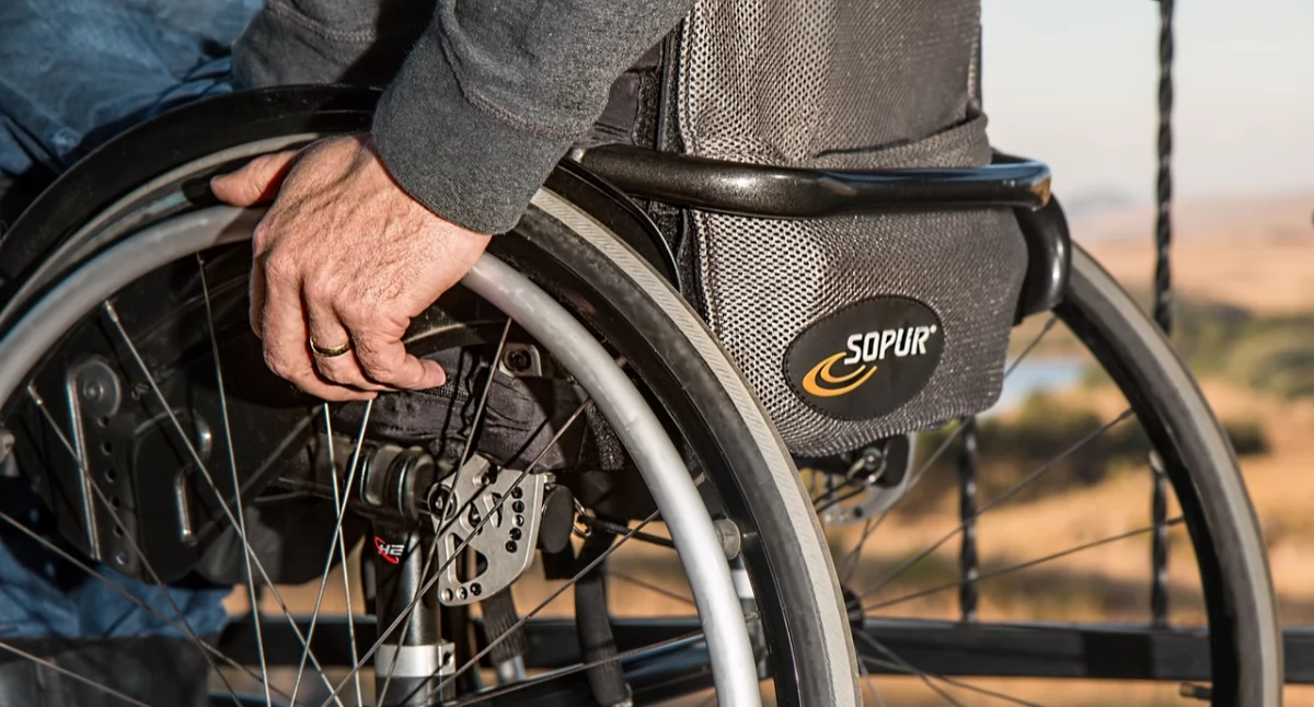 Dr Kiljański o zmianach NFZ: miała być większa dostępność do opieki ambulatoryjnej, a zmniejszyła się