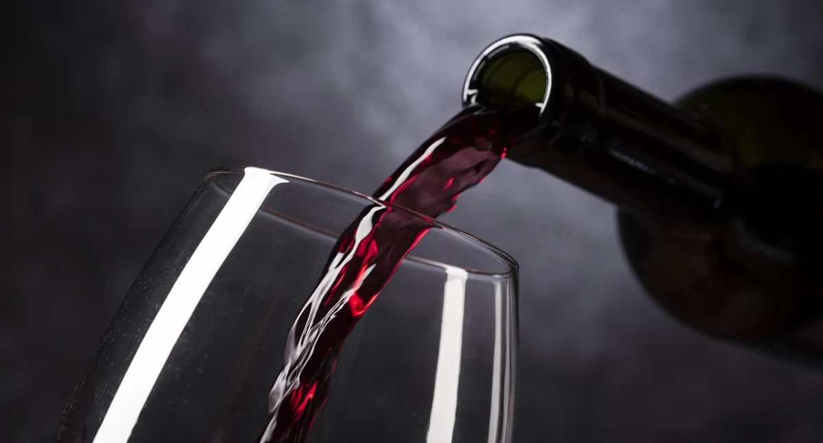 Resort zdrowia walczy z promocją alkoholu. Nowy projekt ustawy o wychowaniu w trzeźwości