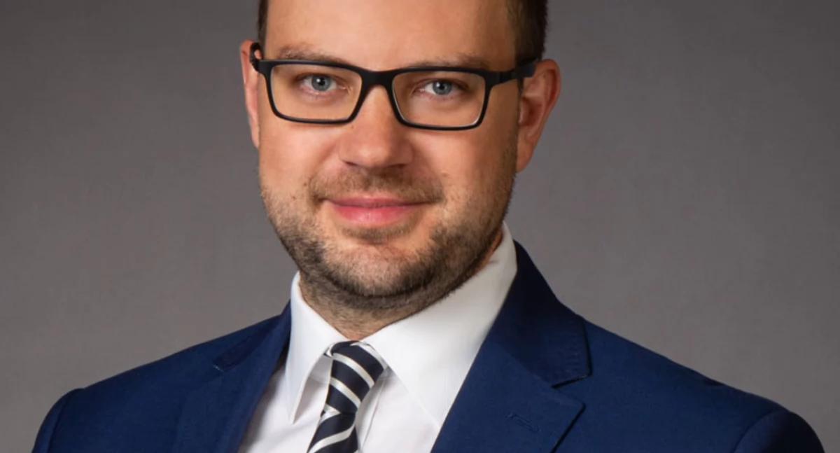 Dlaczego w projekcie nowelizacji ustawy o alkoholu nie ma zakazu reklamy piwa?