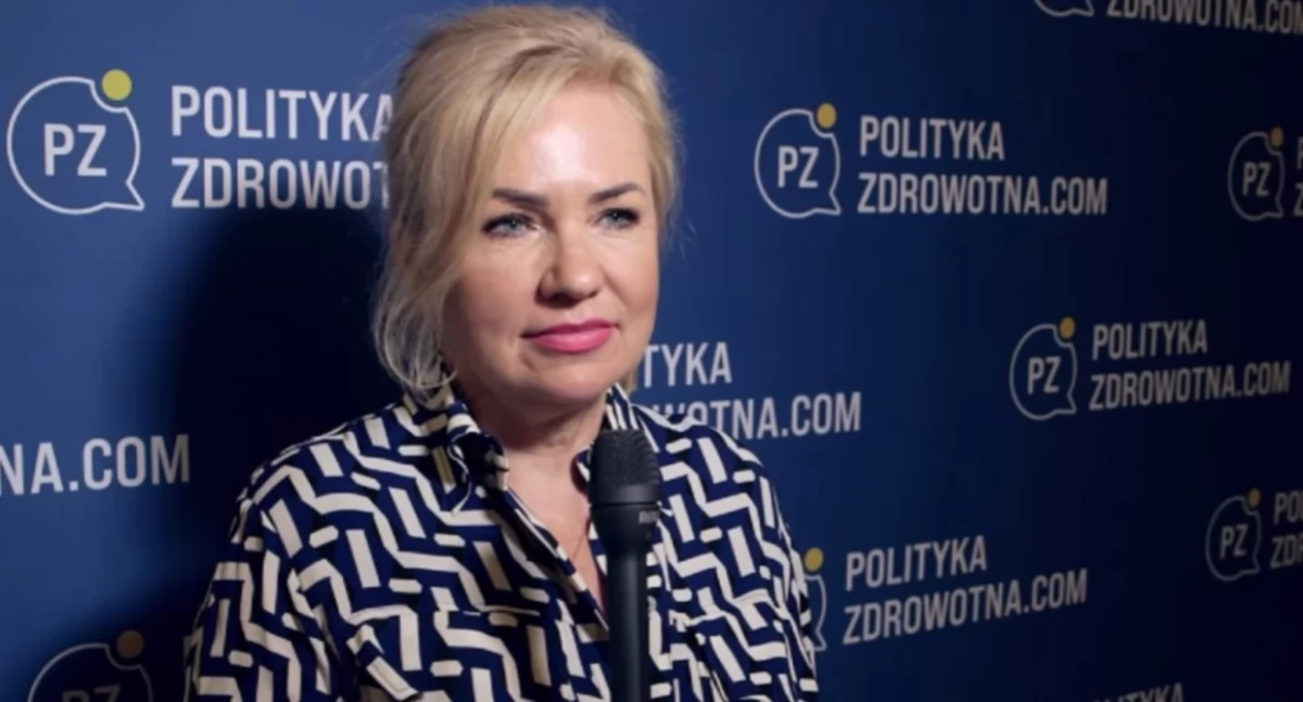 Czym nie popijać leków? Dlaczego należy unikać soku grejpfrutowego czy kawy?