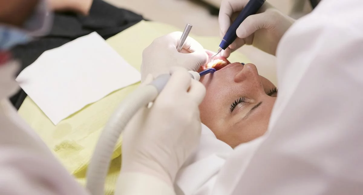 Darmowe szkolenia dla lekarzy i dentystów. Trwają zapisy na sesję wiosenno-letnią 2025