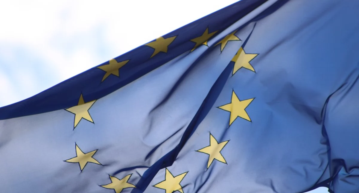 Komisja Europejska nie zamierza rezygnować z reformy prawa farmaceutycznego mimo presji koncernów