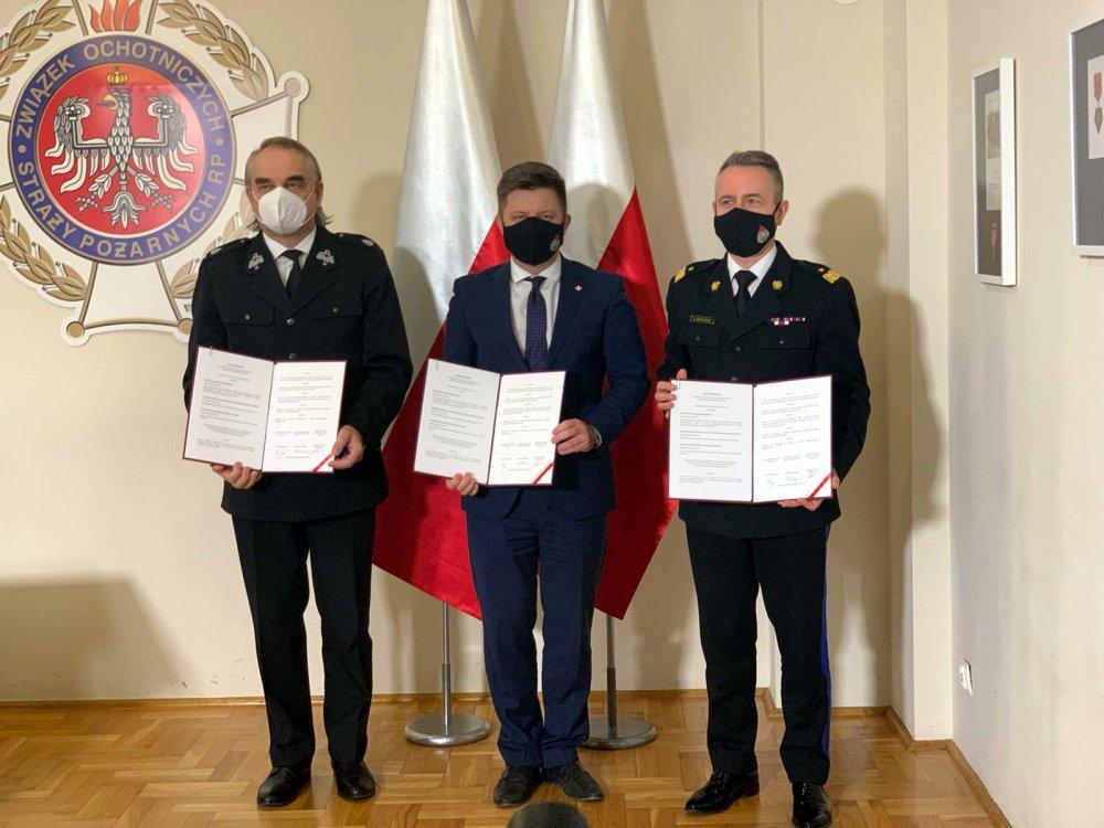 Strażacy zapewnią transport do punktów szczepień